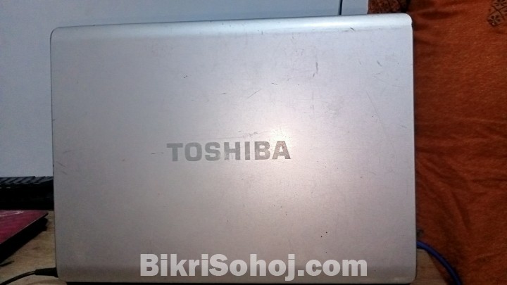 TOSHIBA ল্যাপ্টপ,অনেক ভালো